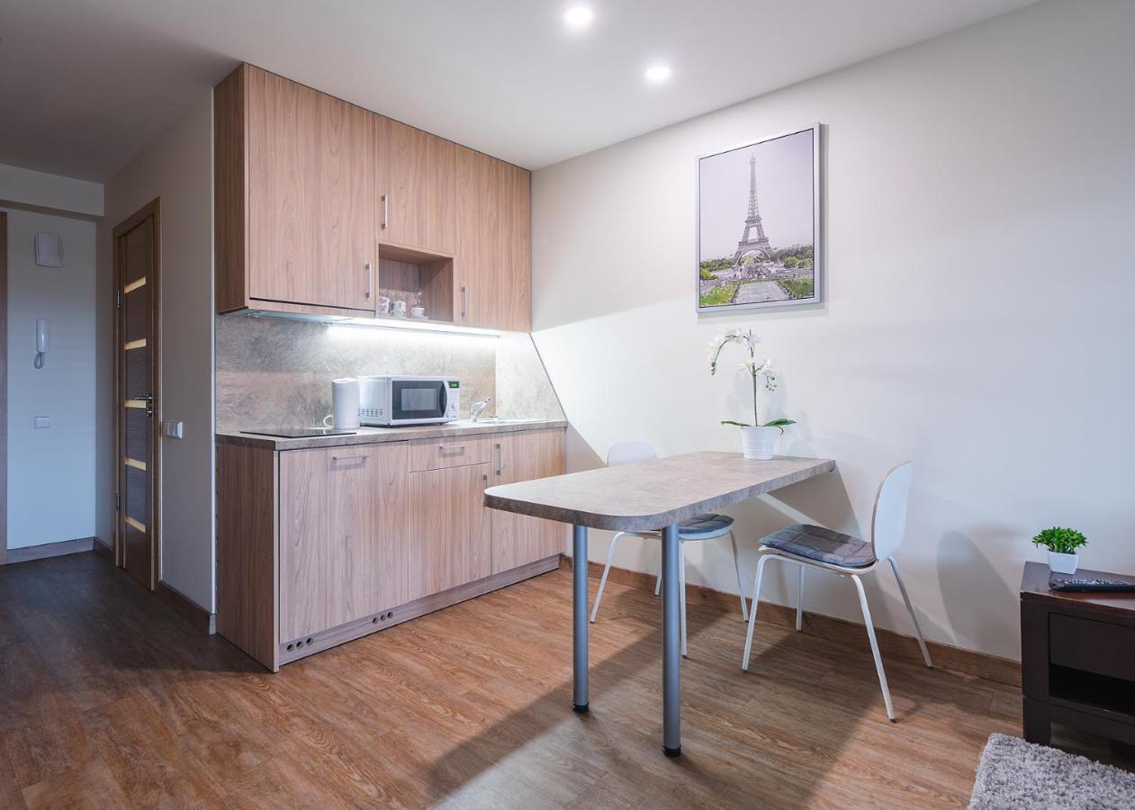 Gyneju Self Check-In Apartments Vilnius Luaran gambar