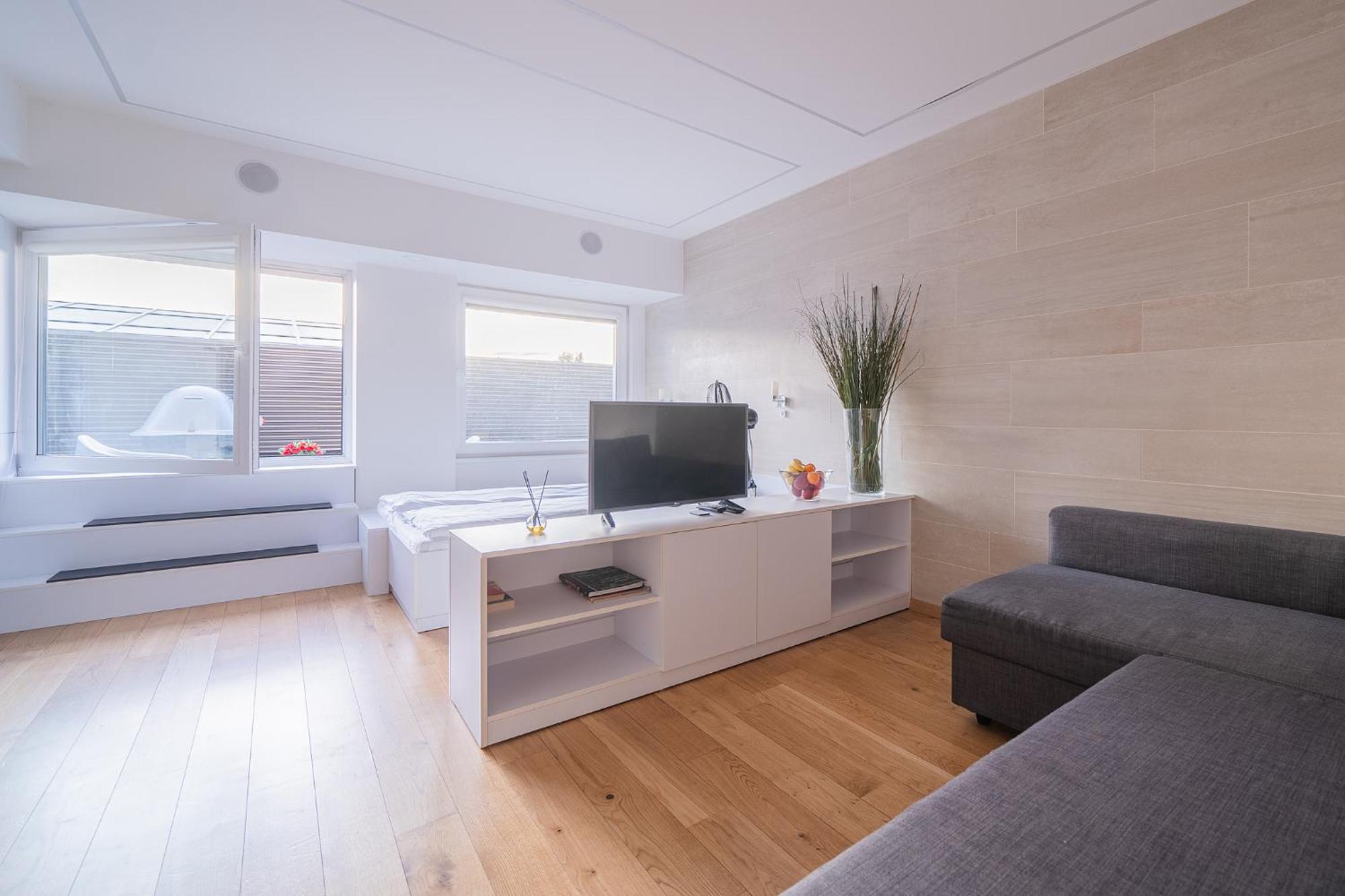 Gyneju Self Check-In Apartments Vilnius Luaran gambar