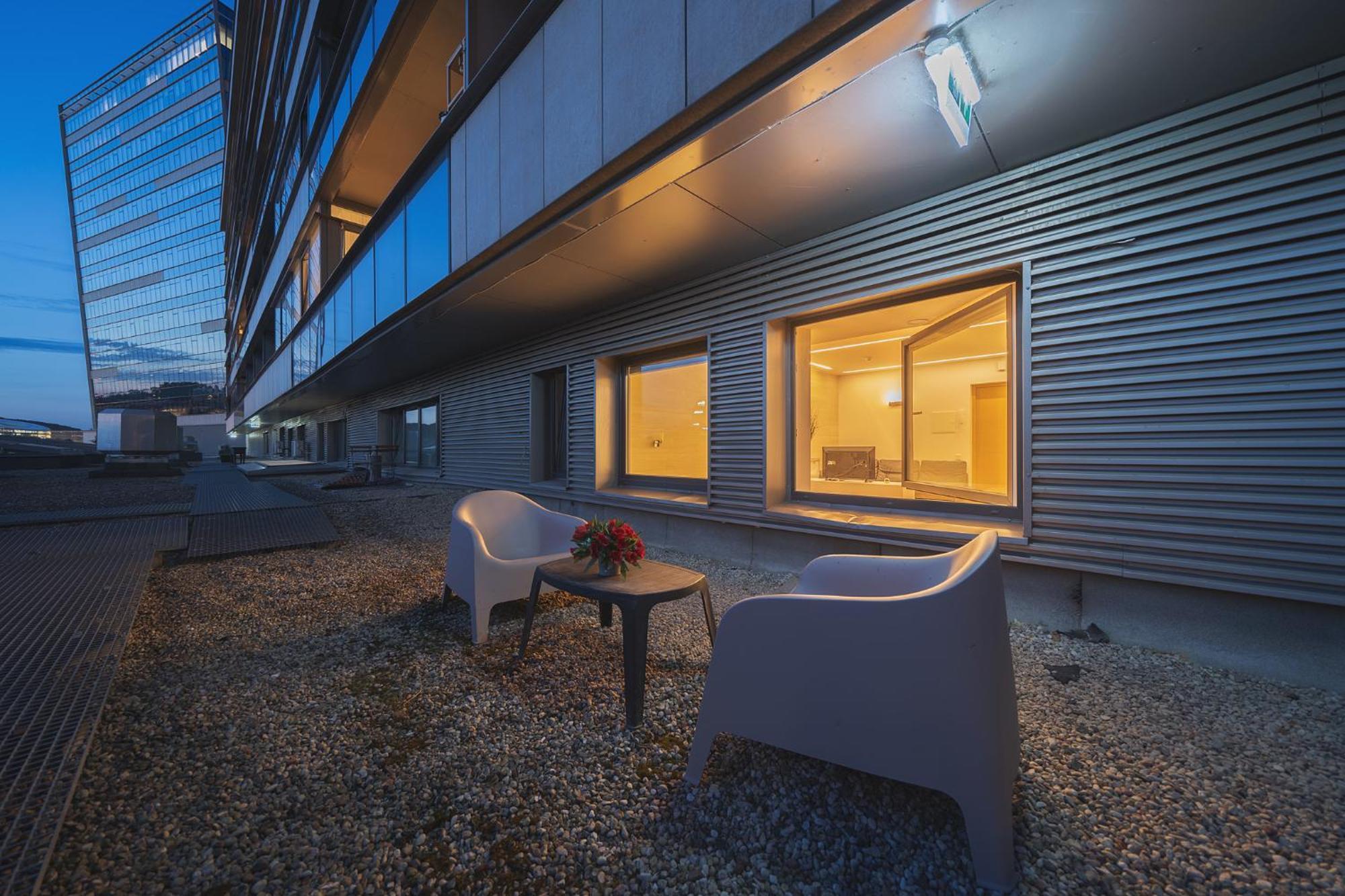 Gyneju Self Check-In Apartments Vilnius Luaran gambar