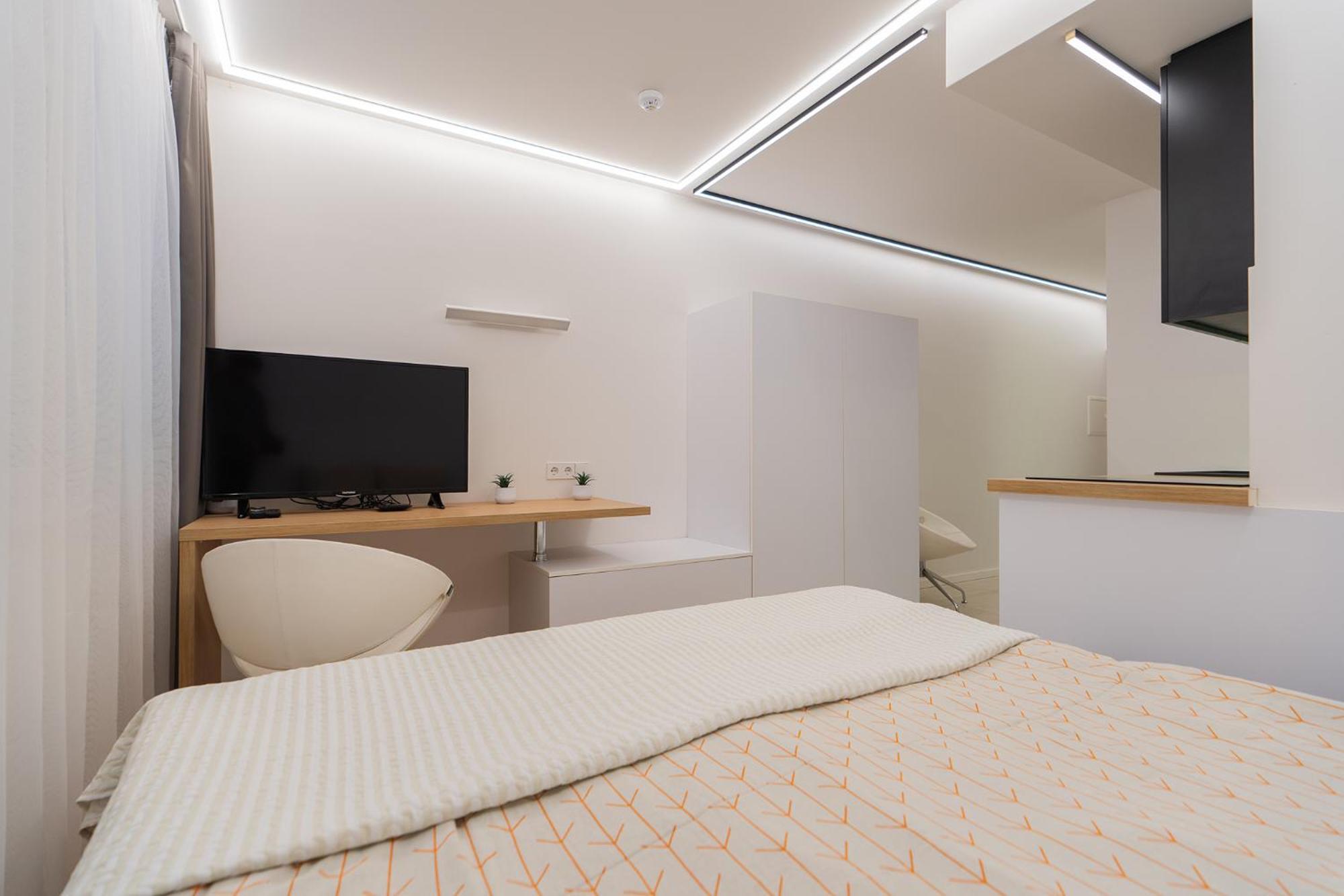 Gyneju Self Check-In Apartments Vilnius Luaran gambar